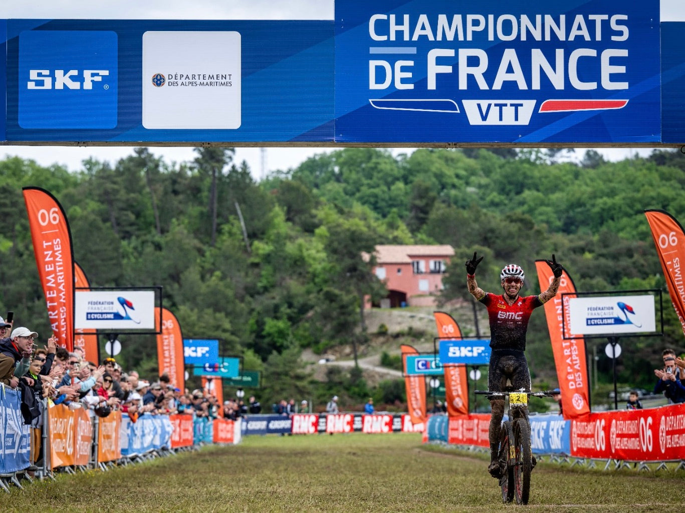 Sarrou is the new French champion: tricolore remains in Team BMC