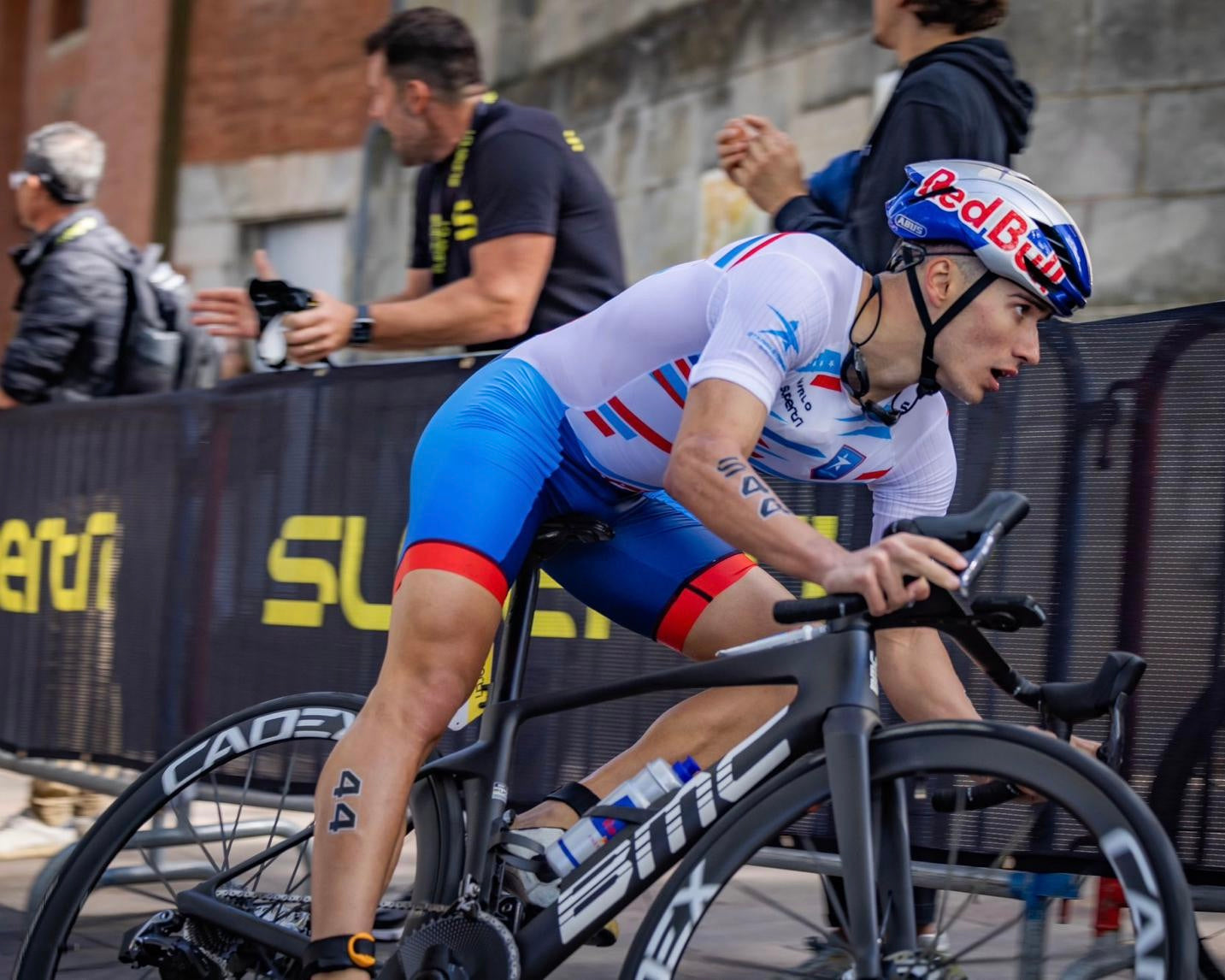 Vilaça wins his first Supertri event in Toulouse