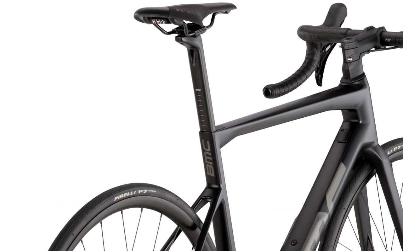 BMC Teammachine SLR FOUR 2026 – dostępne w sklepie AkbiSport obraz innowacji