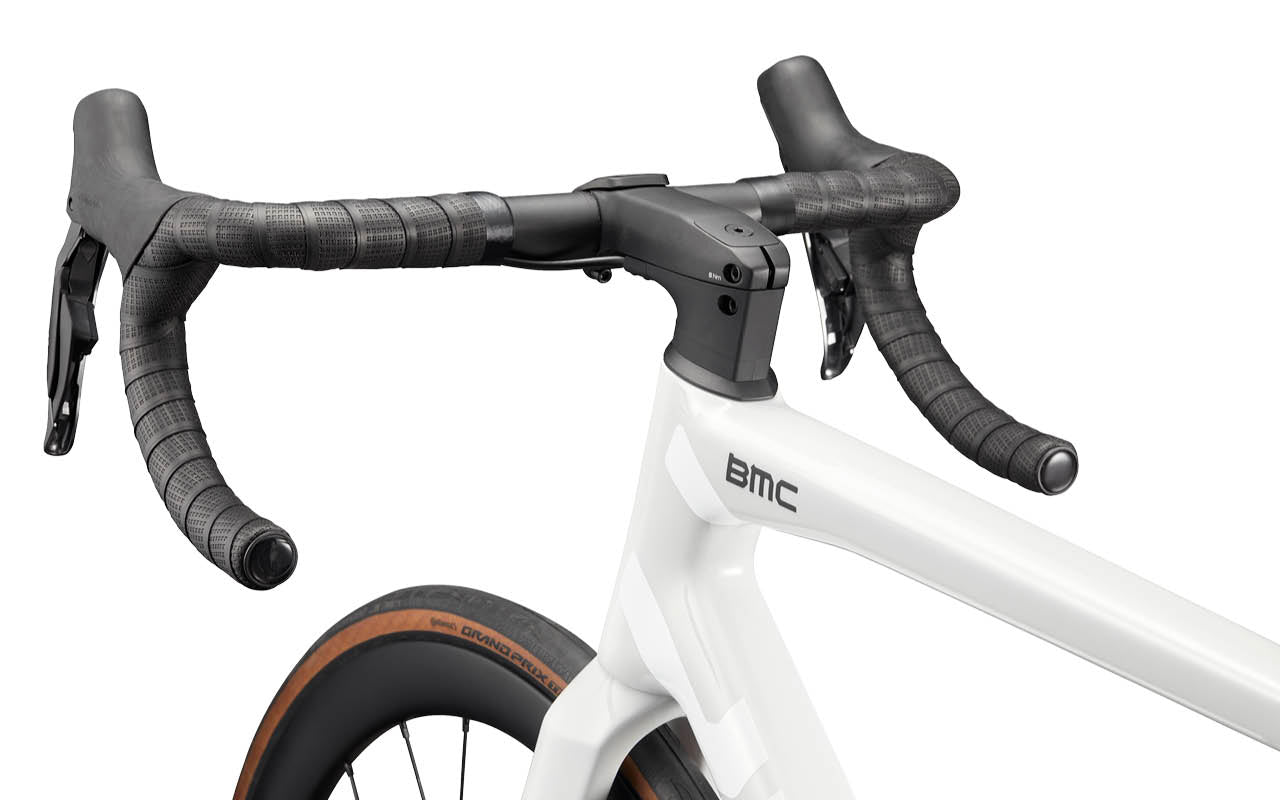 BMC Teammachine SLR01 SIX Stealth White 2027 – dostępne w sklepie AkbiSport innovation image