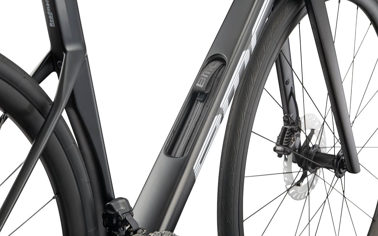 BMC Roadmachine ONE 2027 – dostępne w sklepie AkbiSport innovation image