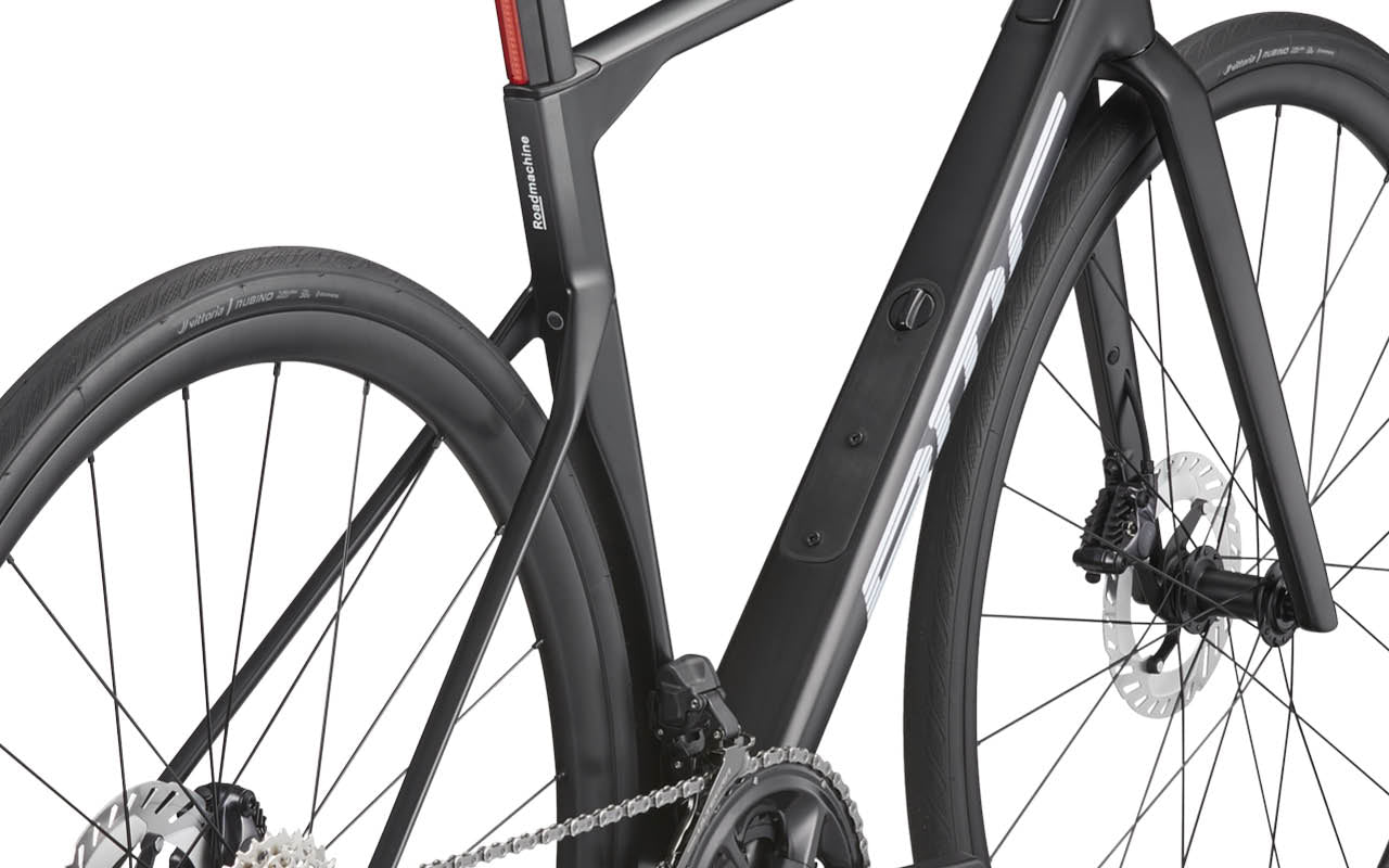 BMC Roadmachine ONE 2027 – dostępne w sklepie AkbiSport innovation image