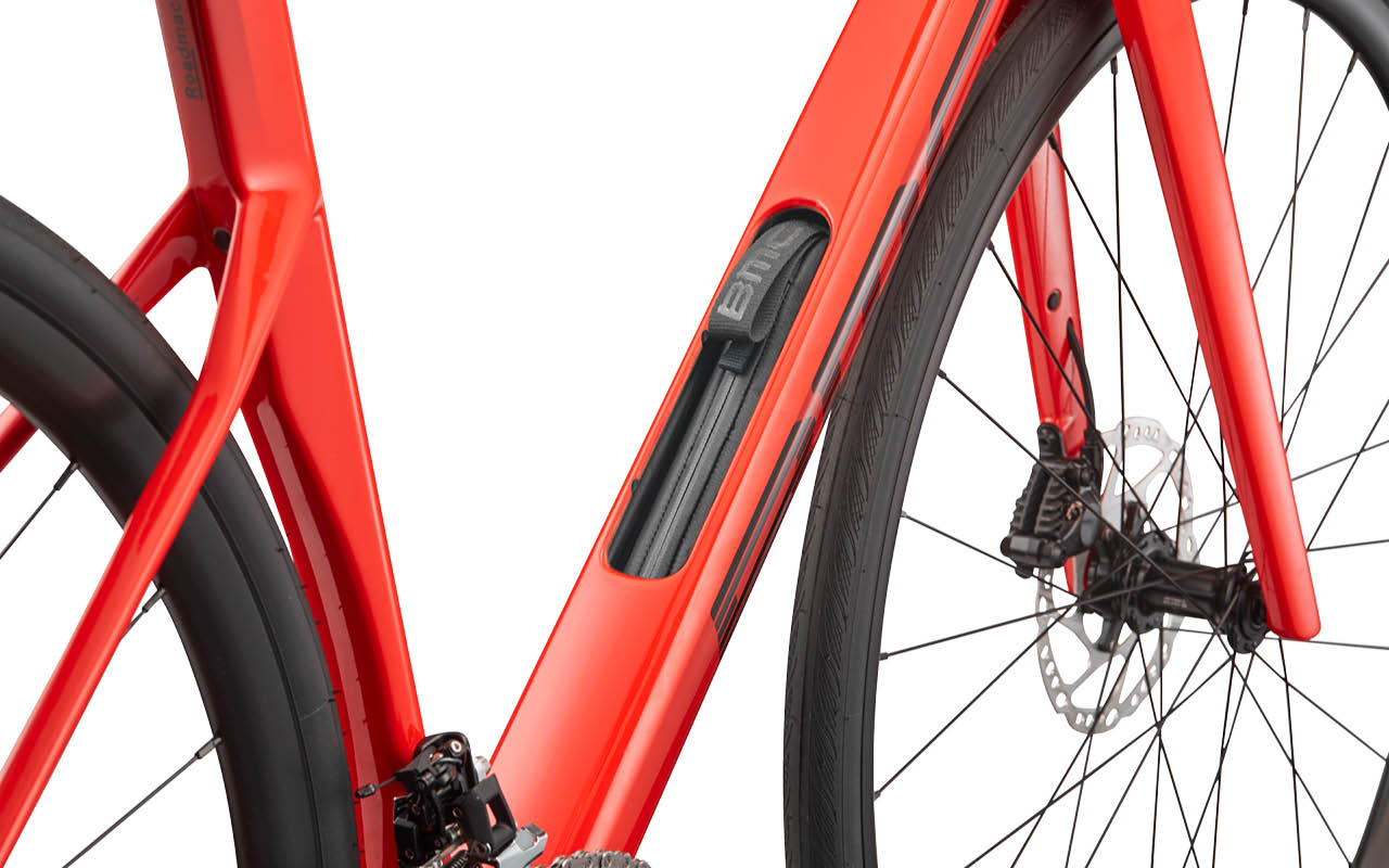 BMC Roadmachine THREE 2027 – dostępne w sklepie AkbiSport innovation image