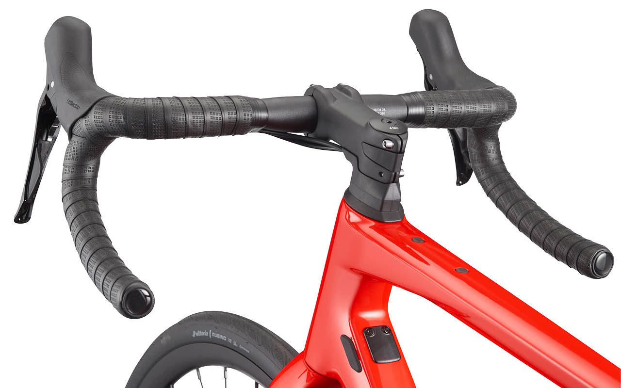 BMC Roadmachine THREE 2027 – dostępne w sklepie AkbiSport innovation image