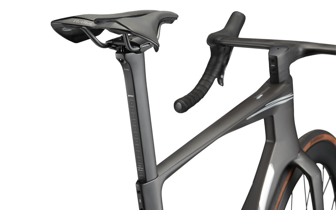 BMC Teammachine R 01 FOUR 2027 – dostępne w sklepie AkbiSport innovation image