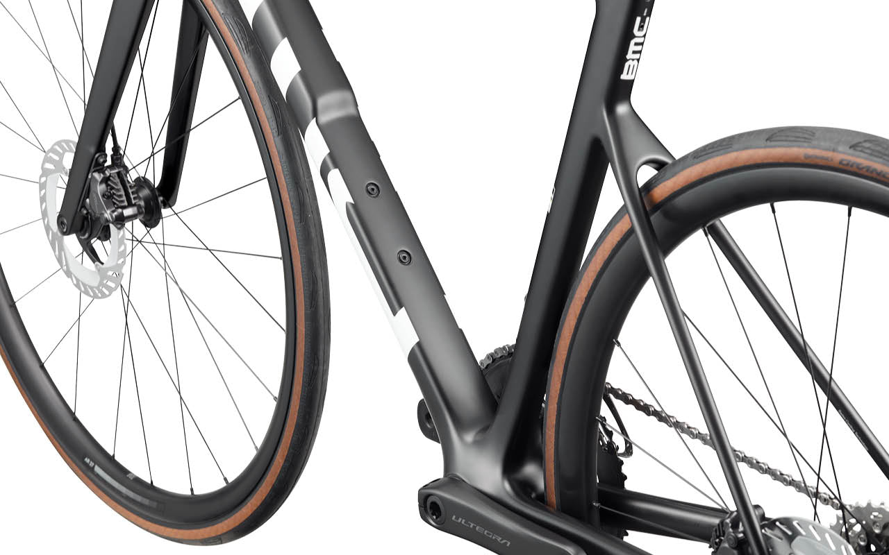 BMC Teammachine SLR ONE Black 2027 – dostępne w sklepie AkbiSport innovation image