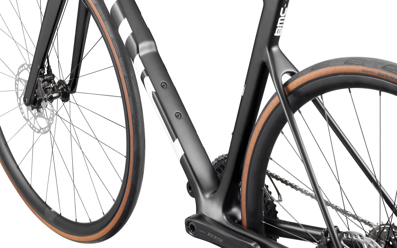 BMC Teammachine SLR THREE Black 2027 – dostępne w sklepie AkbiSport innovation image